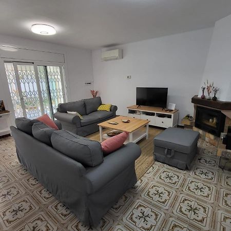 Torredembarra Cosy, Well Equipped House, 5 Min. From The Beach ภายนอก รูปภาพ