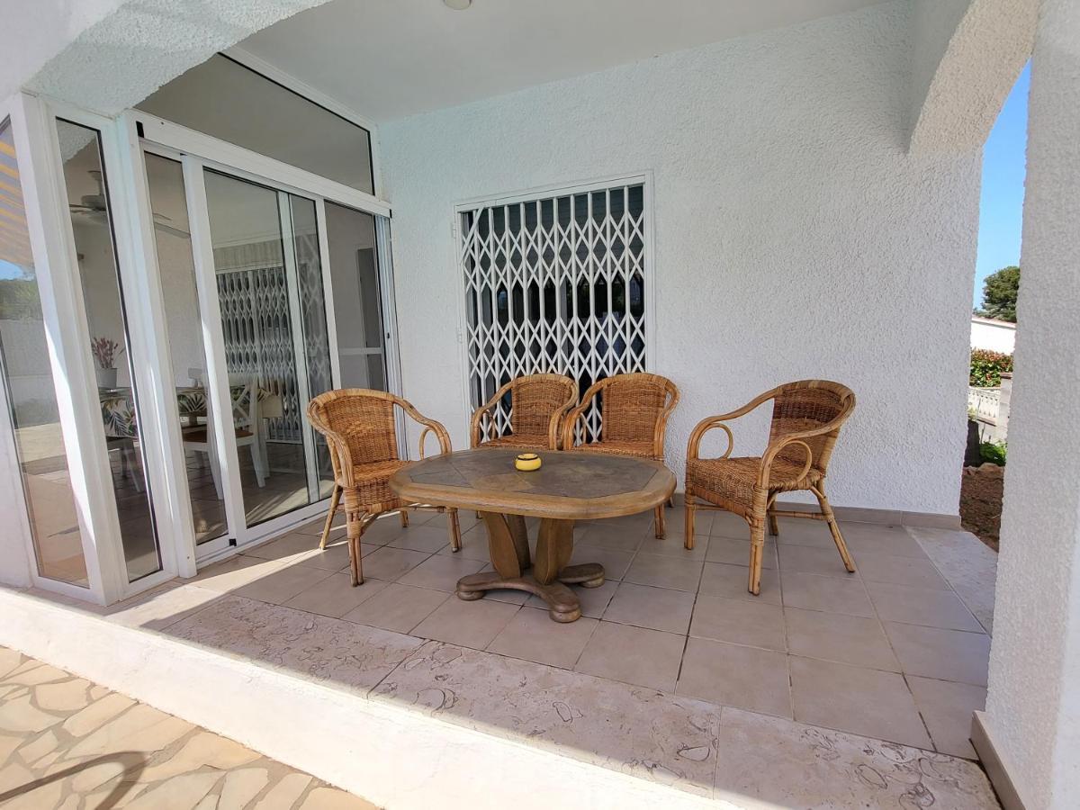 Torredembarra Cosy, Well Equipped House, 5 Min. From The Beach ภายนอก รูปภาพ